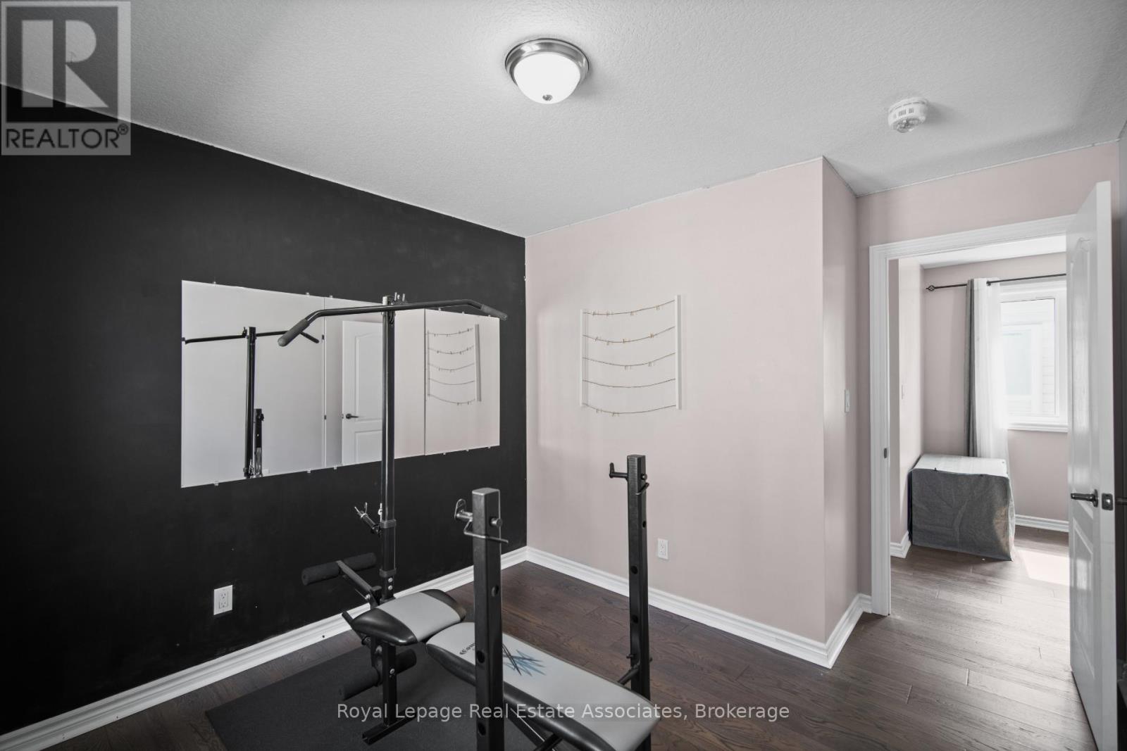 Photo 36 of 439 Moorlands Crescent, Kitchener ON