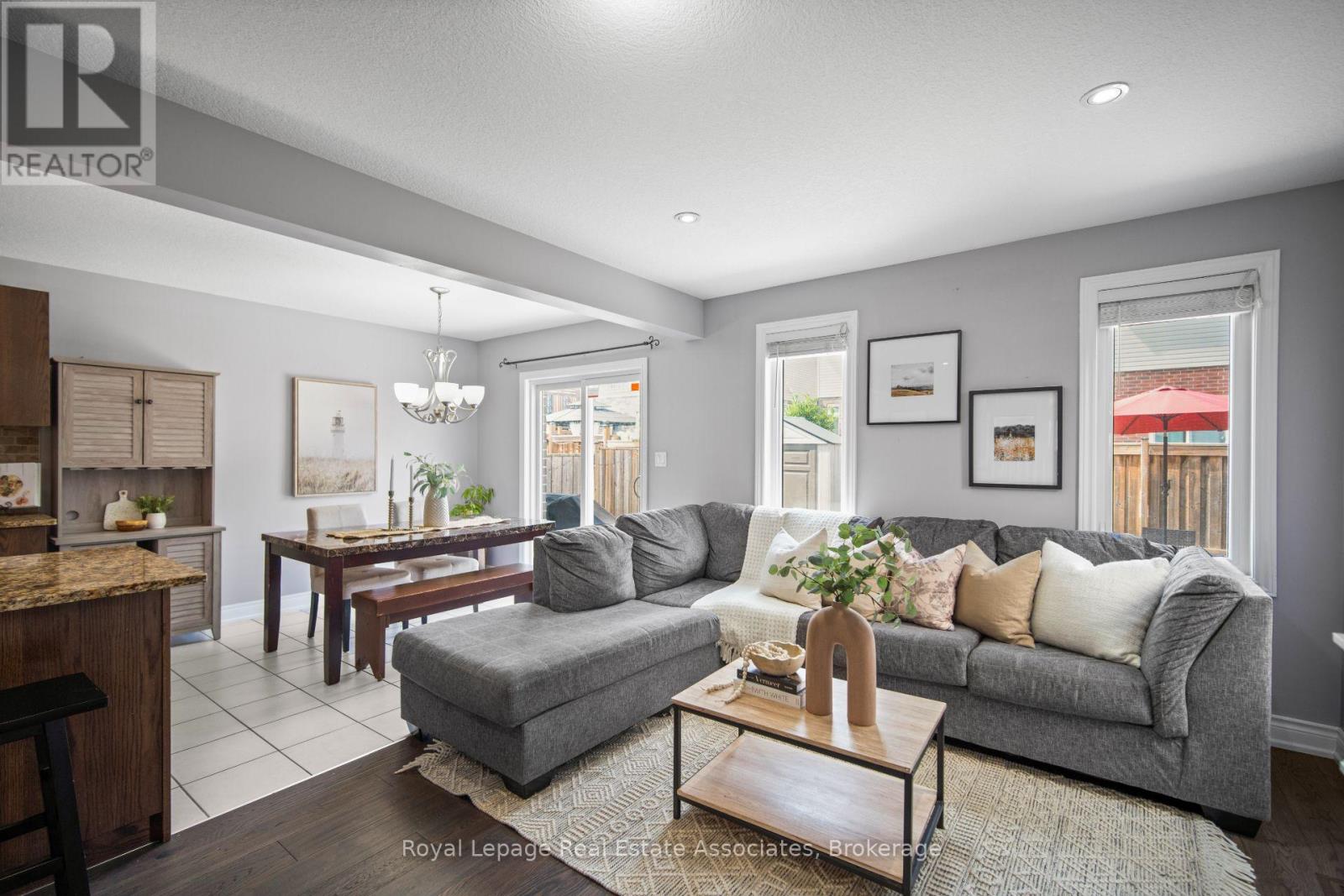 Photo 7 of 439 Moorlands Crescent, Kitchener ON