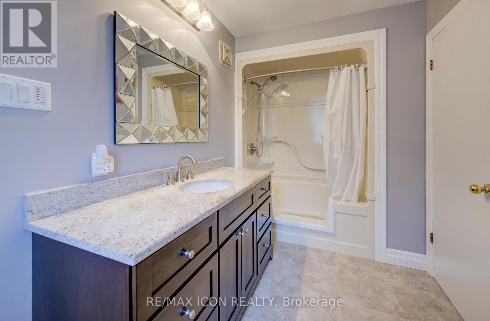 Photo 19 of 254 Wellington Street W, Wellington North ON