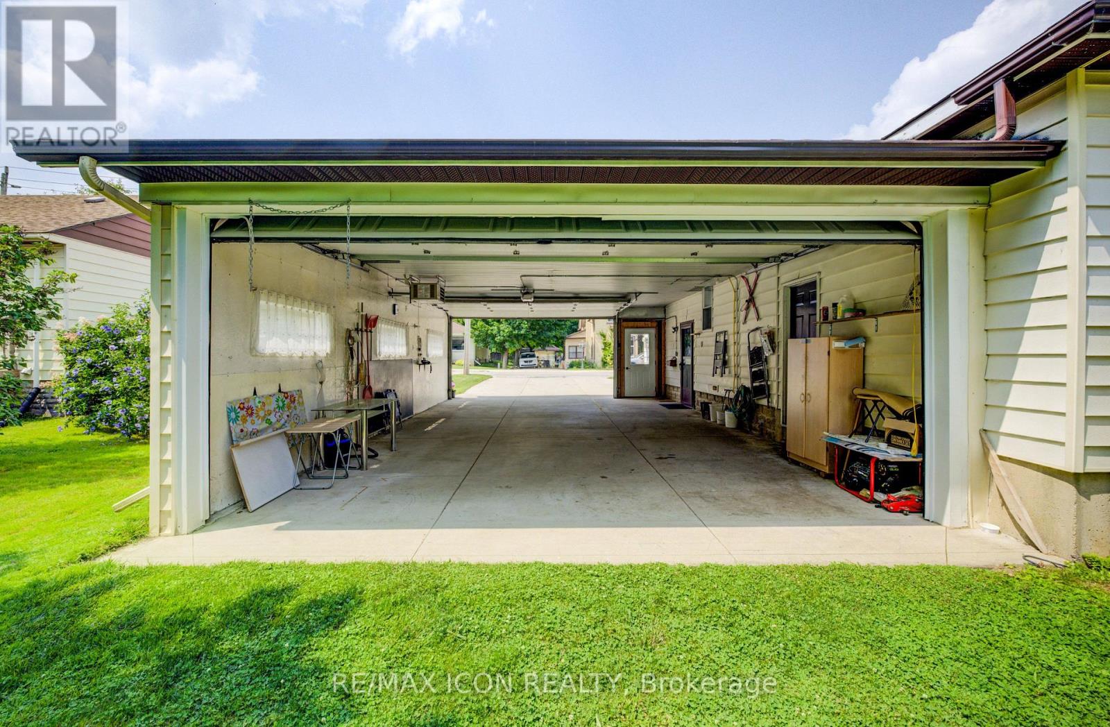 Photo 31 of 254 Wellington Street W, Wellington North ON
