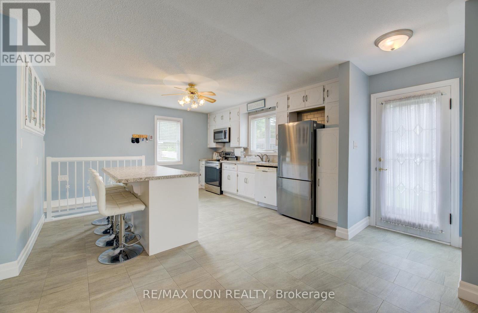 Photo 5 of 254 Wellington Street W, Wellington North ON