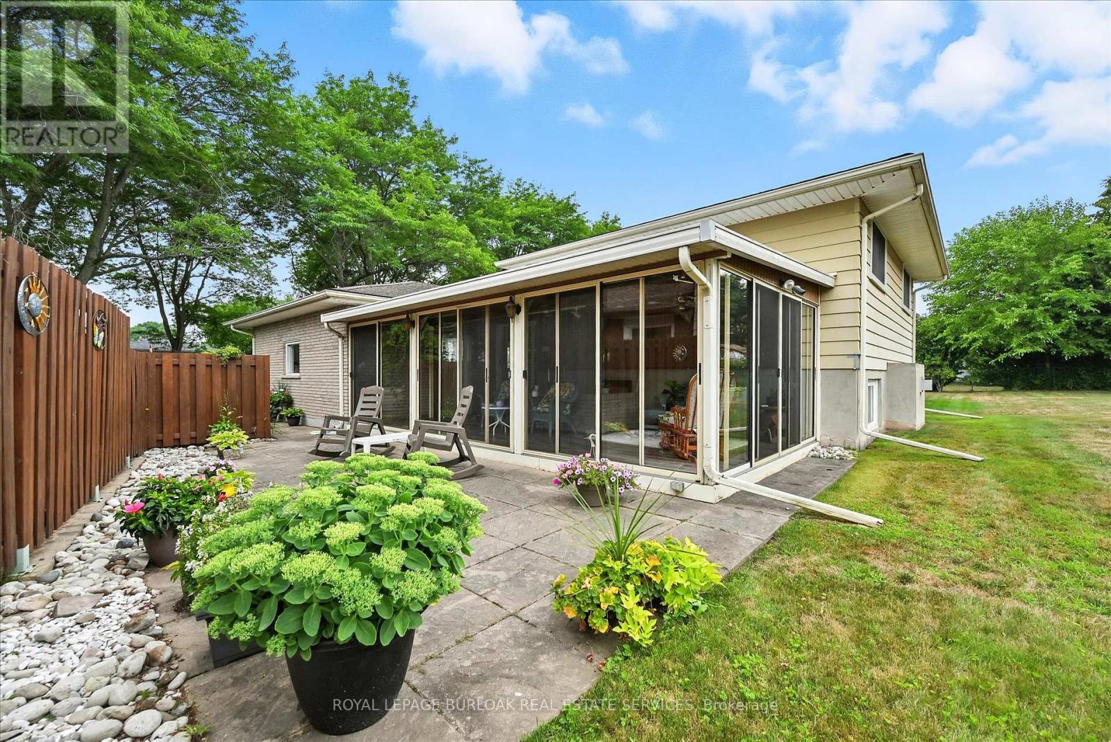 Photo 29 of 5937 Saint Anthony Crescent, Niagara Falls ON