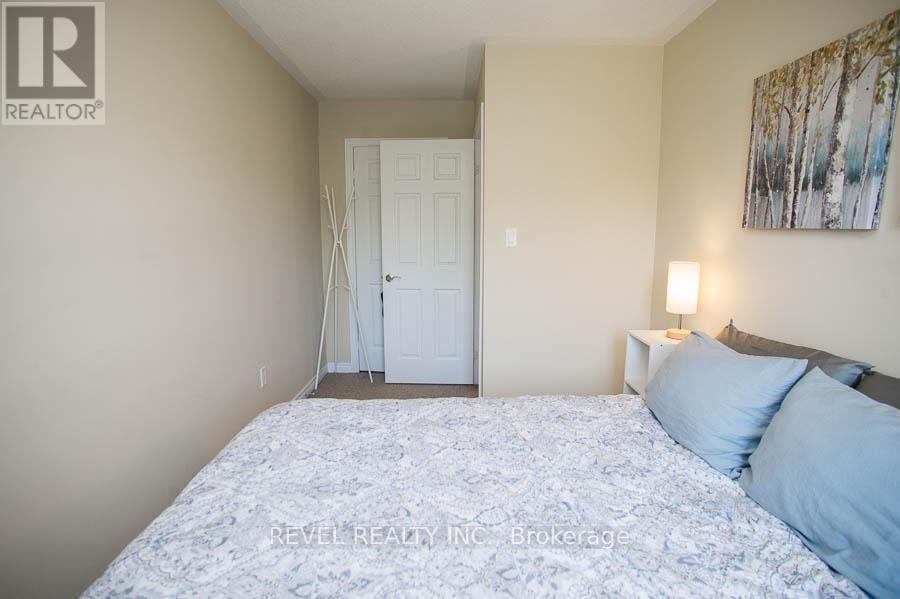 Photo 19 of 115 20 Mcconkey Crescent, Brantford ON