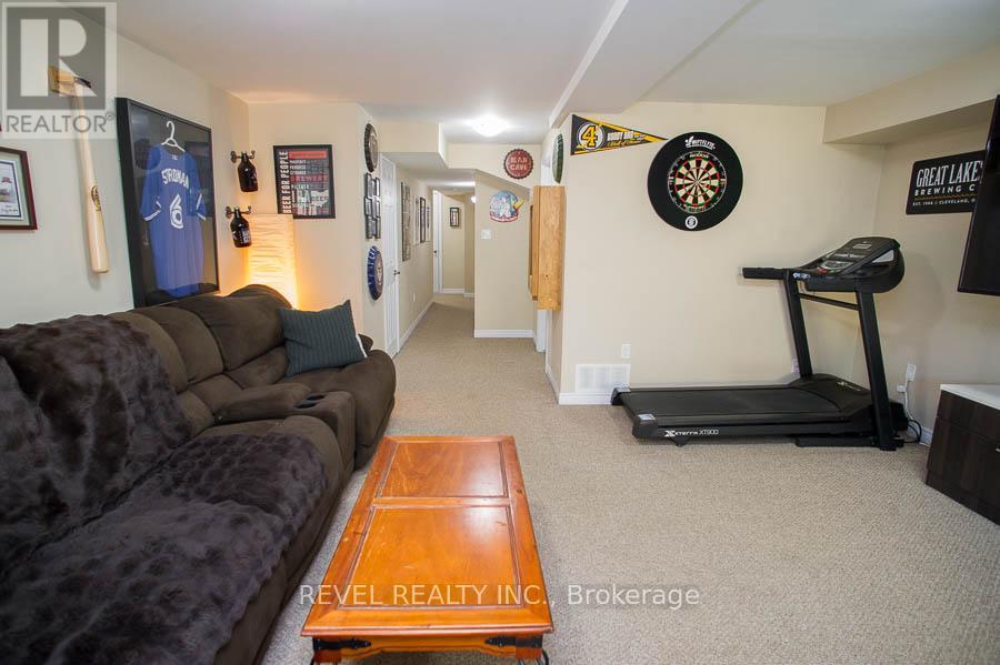 Photo 30 of 115 20 Mcconkey Crescent, Brantford ON