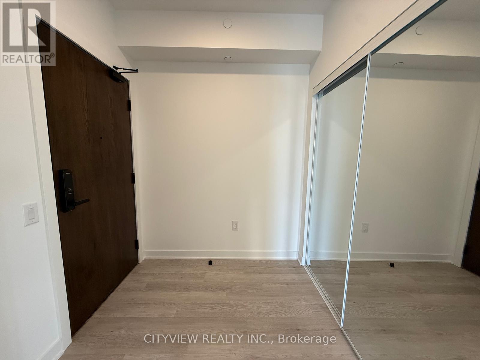 Photo 2 of 406 2782 Barton Street E, Hamilton ON
