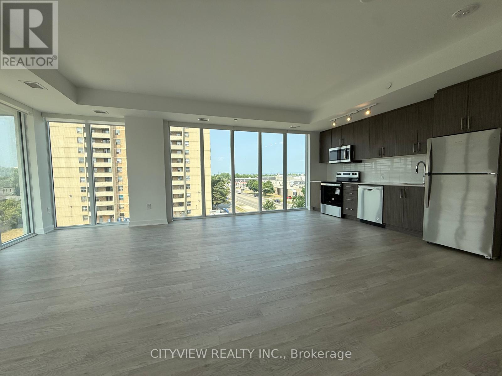 Photo 3 of 406 2782 Barton Street E, Hamilton ON