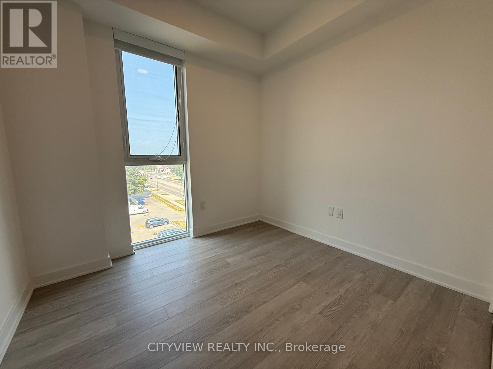 Photo 9 of 406 2782 Barton Street E, Hamilton ON