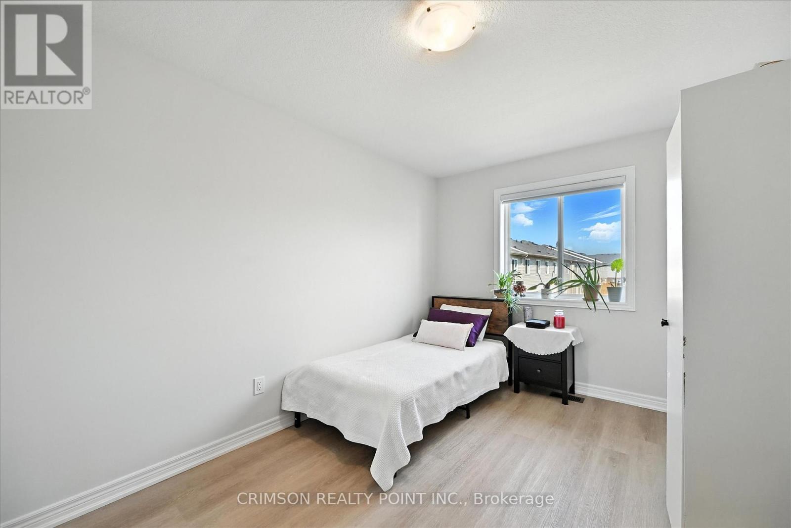 Photo 41 of 8 Linden Park Lane, Hamilton ON