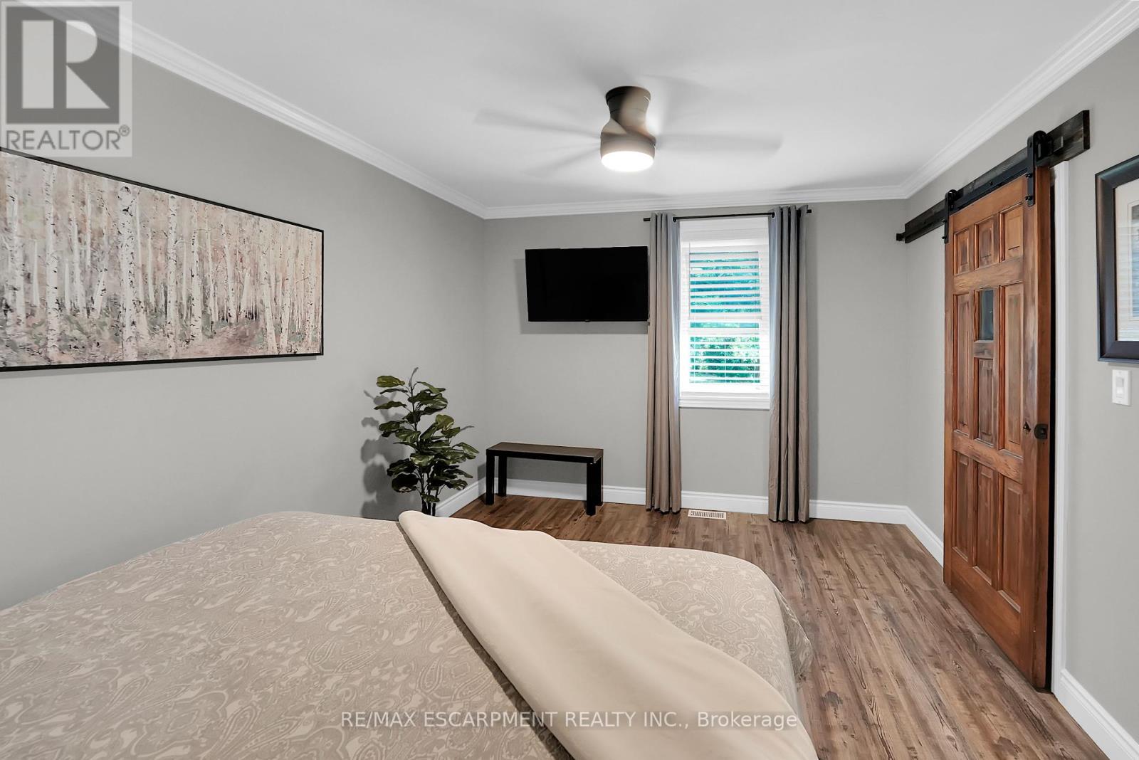 Photo 20 of 429 Elizabeth Street, Grimsby ON