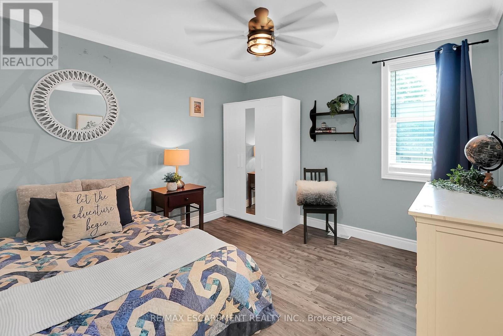 Photo 19 of 429 Elizabeth Street, Grimsby ON