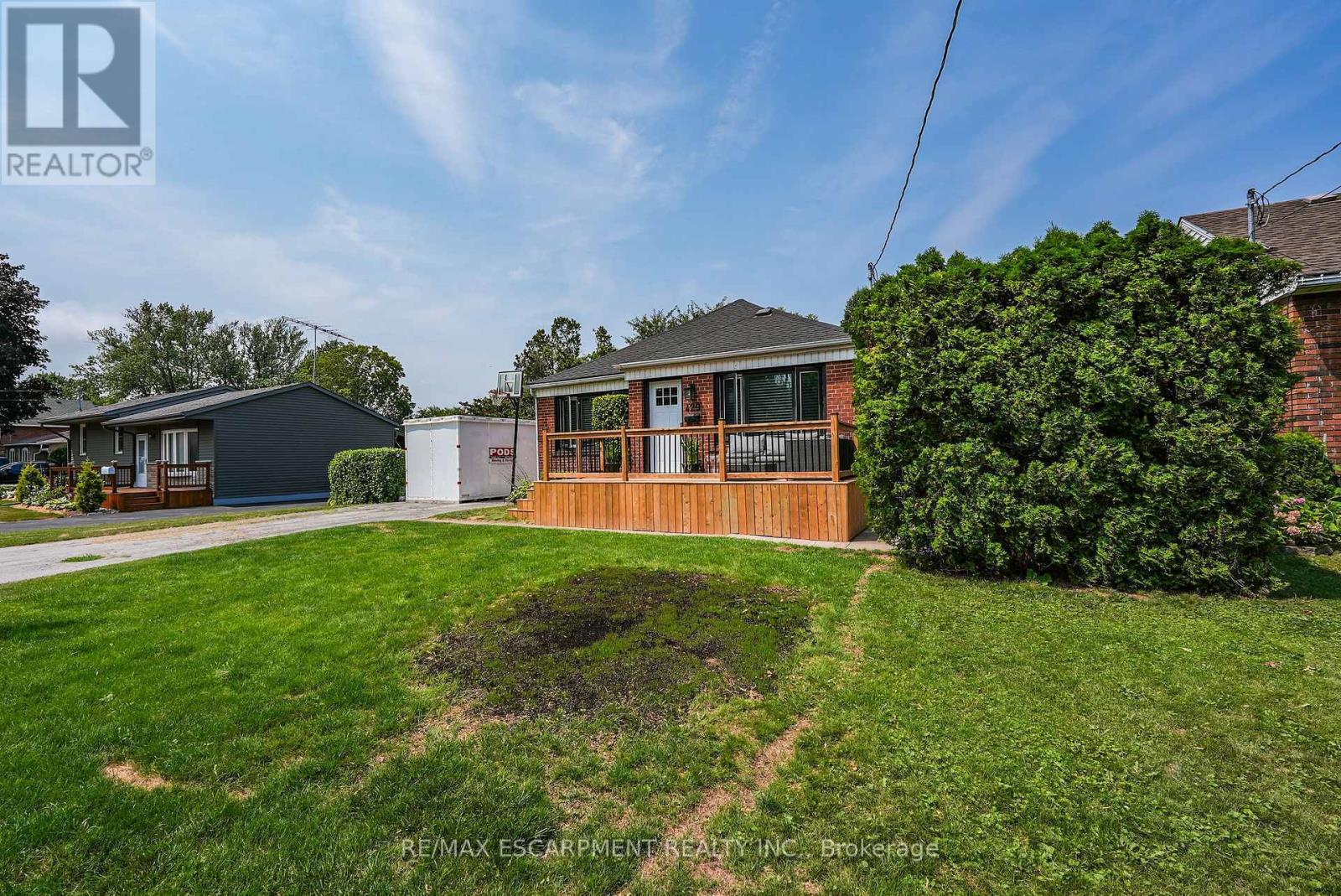 Photo 24 of 429 Elizabeth Street, Grimsby ON