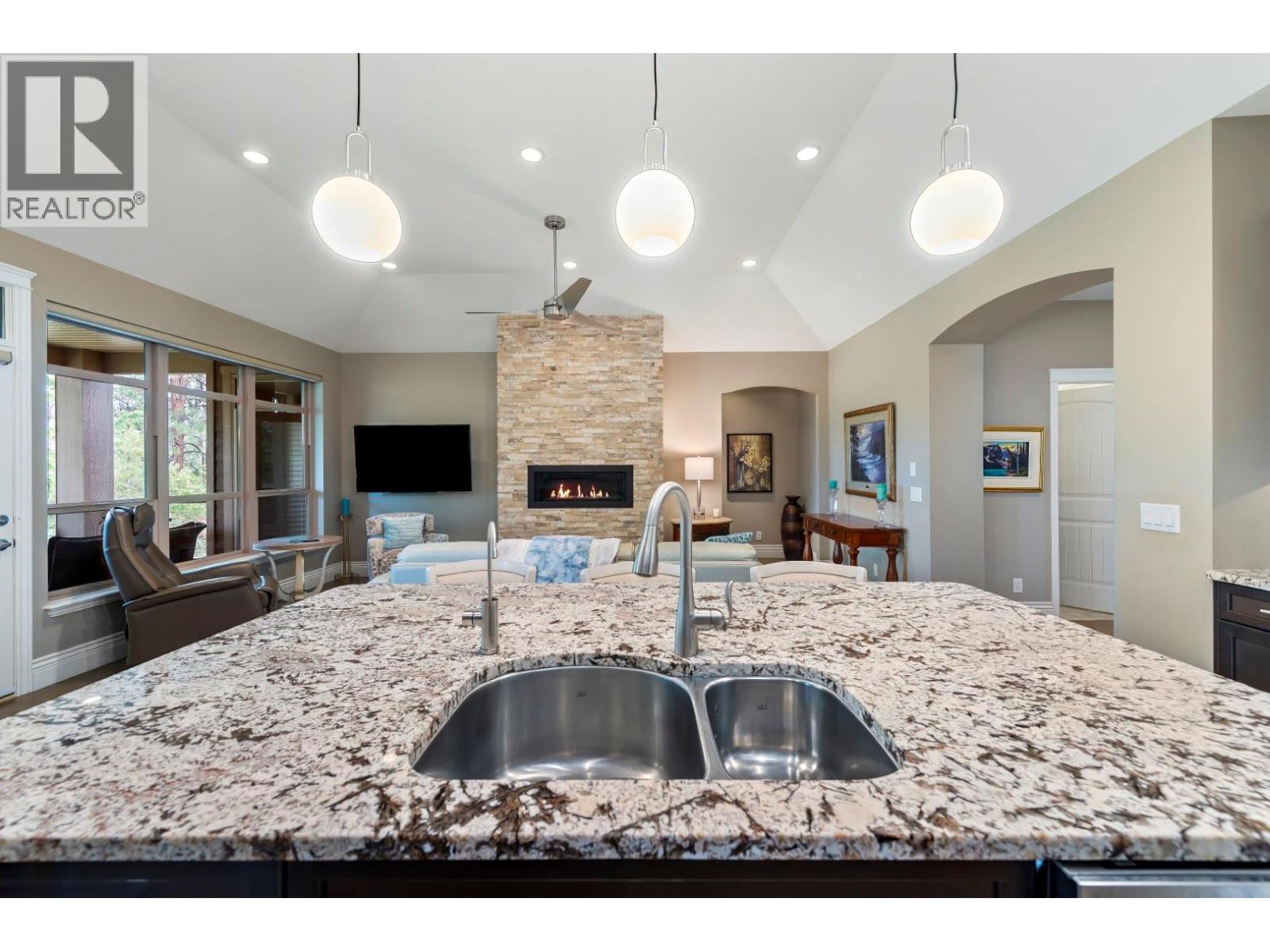 Photo 15 of 4346 Gallaghers Fairway S, Kelowna BC