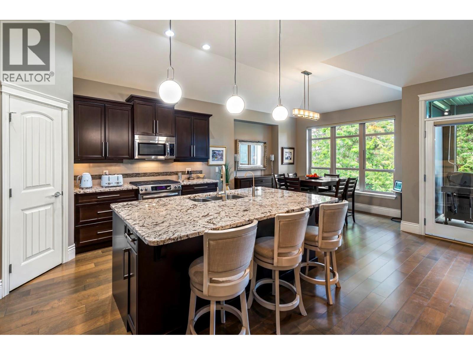 Photo 9 of 4346 Gallaghers Fairway S, Kelowna BC