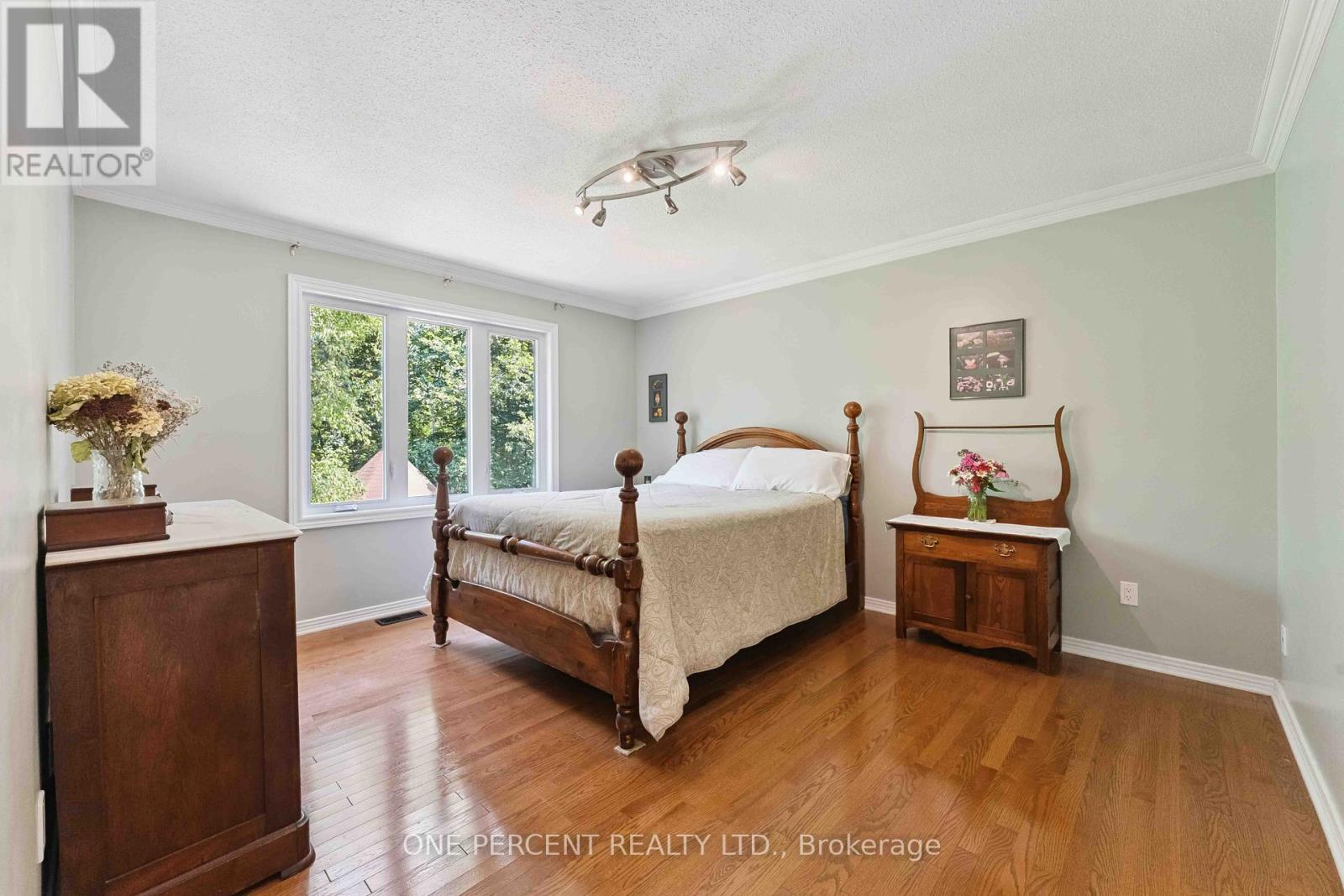 Photo 2 of 100 John Aselford Drive, Ottawa ON