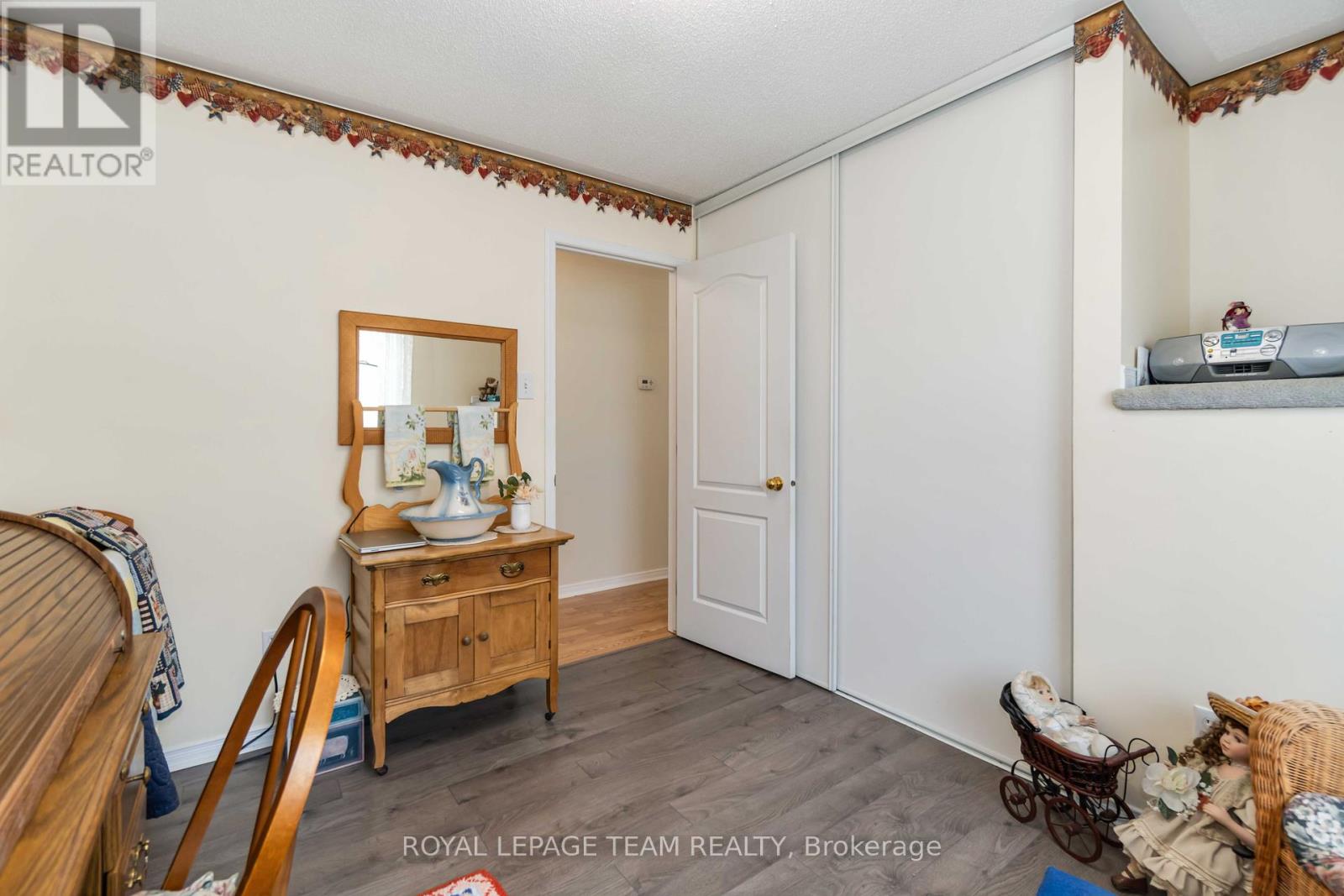 Photo 11 of 14 Mountain Ash Drive, North Grenville ON