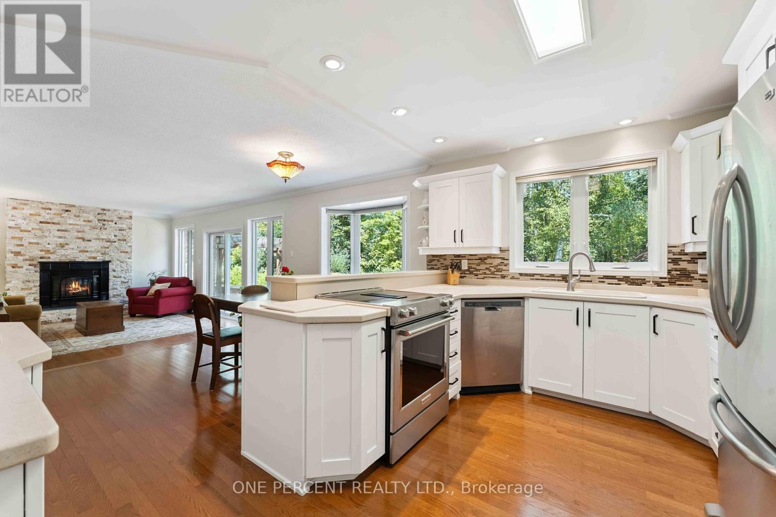 Photo 23 of 100 John Aselford Drive, Ottawa ON