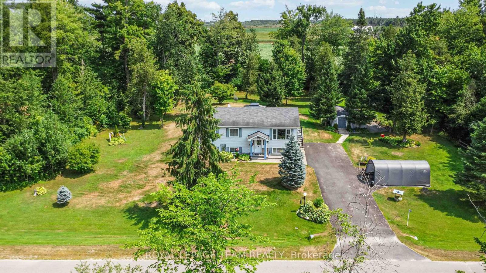 Photo 9 of 14 Mountain Ash Drive, North Grenville ON