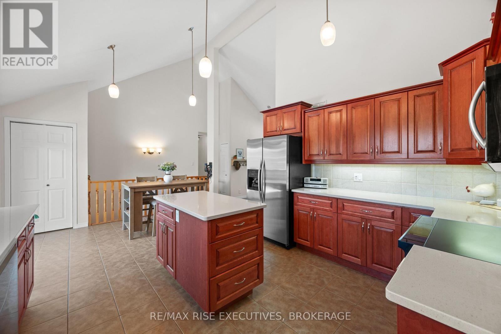 Photo 12 of 63 Sunnyside Road, Rideau Lakes ON