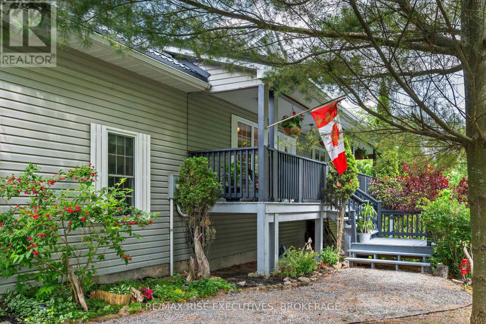 Photo 3 of 63 Sunnyside Road, Rideau Lakes ON