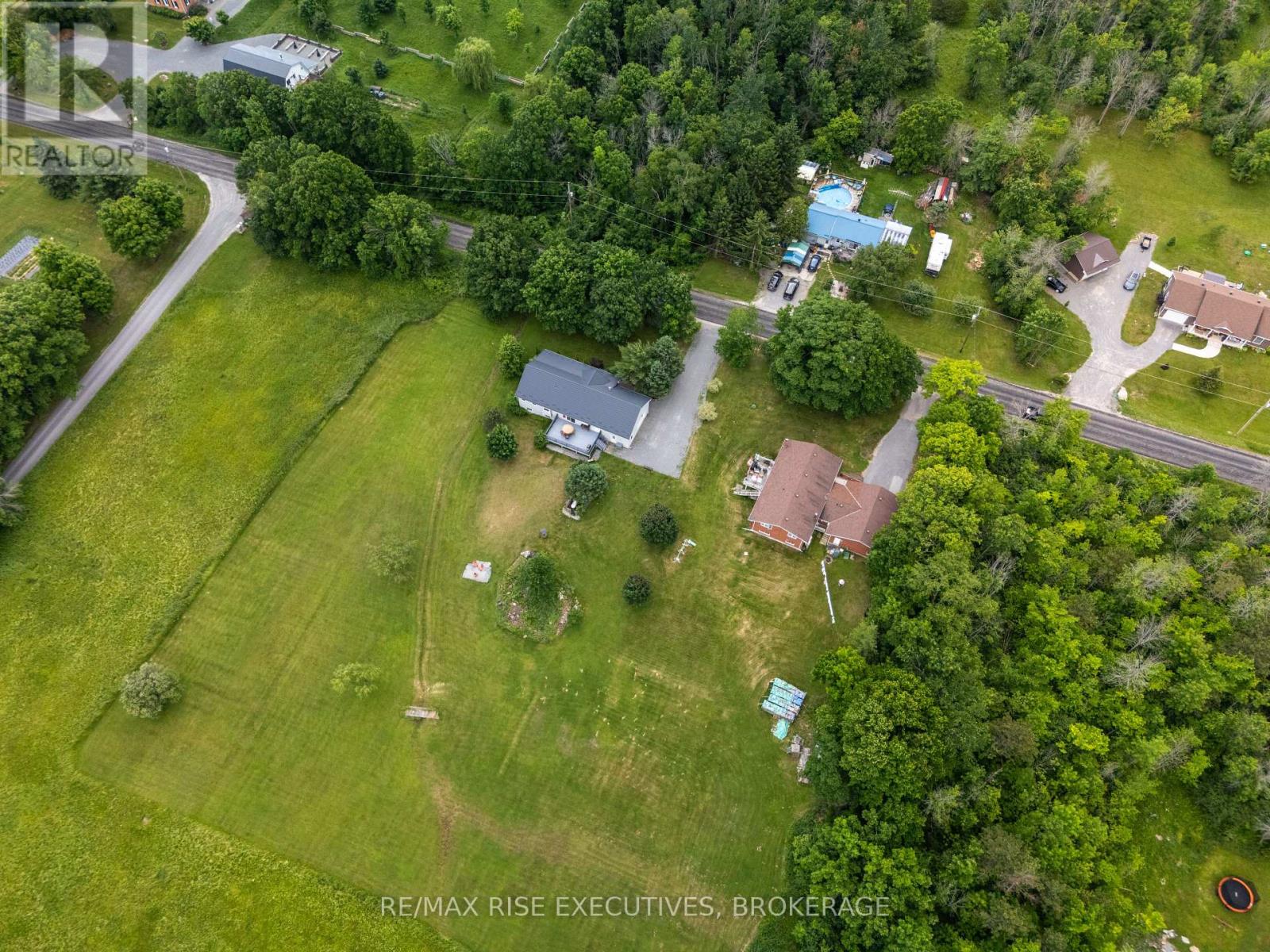 Photo 48 of 63 Sunnyside Road, Rideau Lakes ON