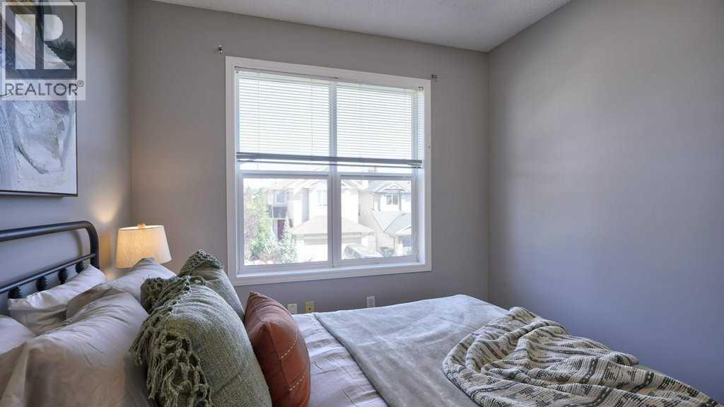 Single Family House for Sale in  Tuscany Valley Green NW Tuscany Calgary 