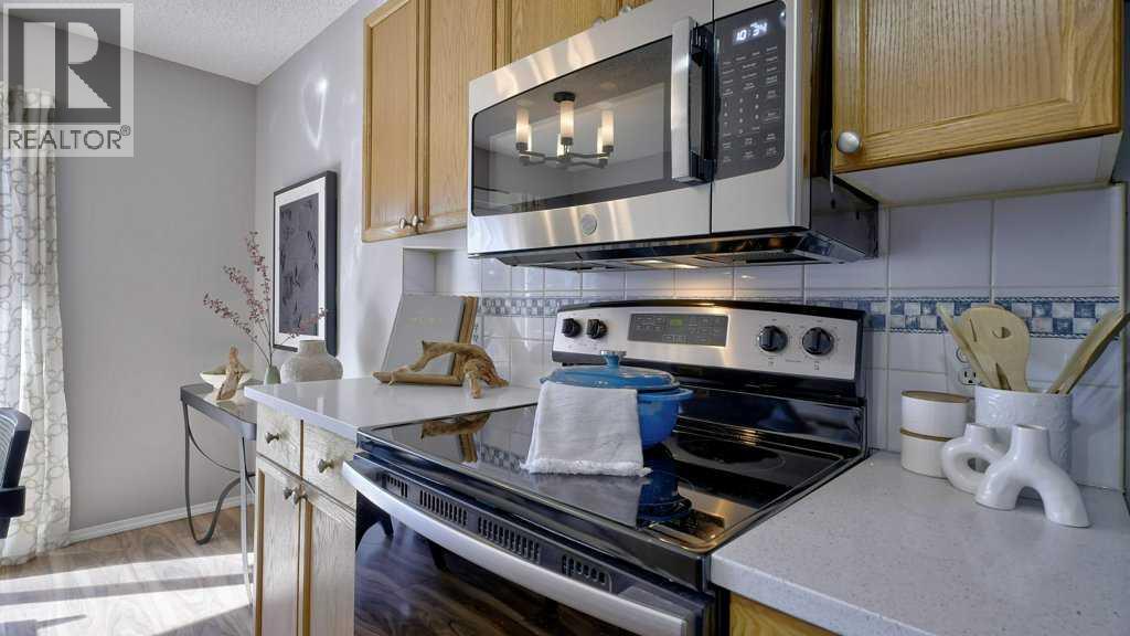 Single Family House for Sale in  Tuscany Valley Green NW Tuscany Calgary 
