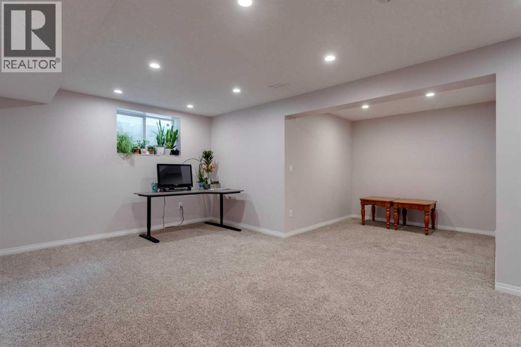Single Family House for Sale in  Panamount Close NW Panorama Hills Calgary 