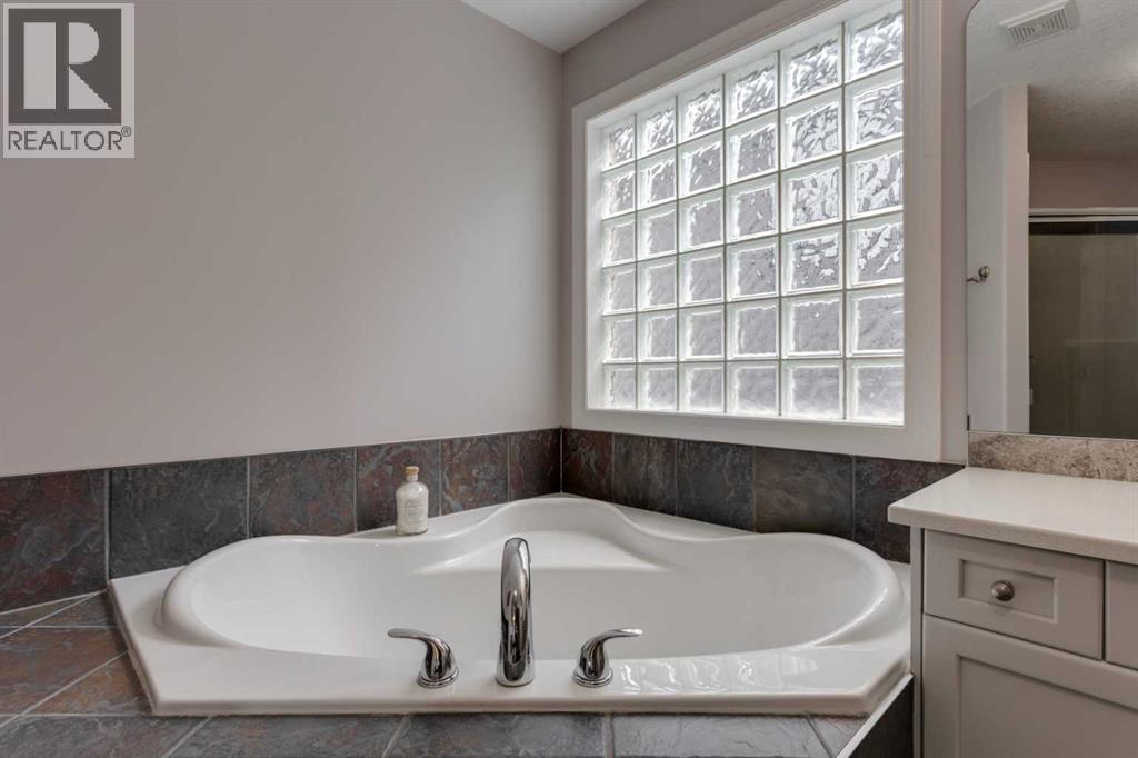Single Family House for Sale in  Panamount Close NW Panorama Hills Calgary 