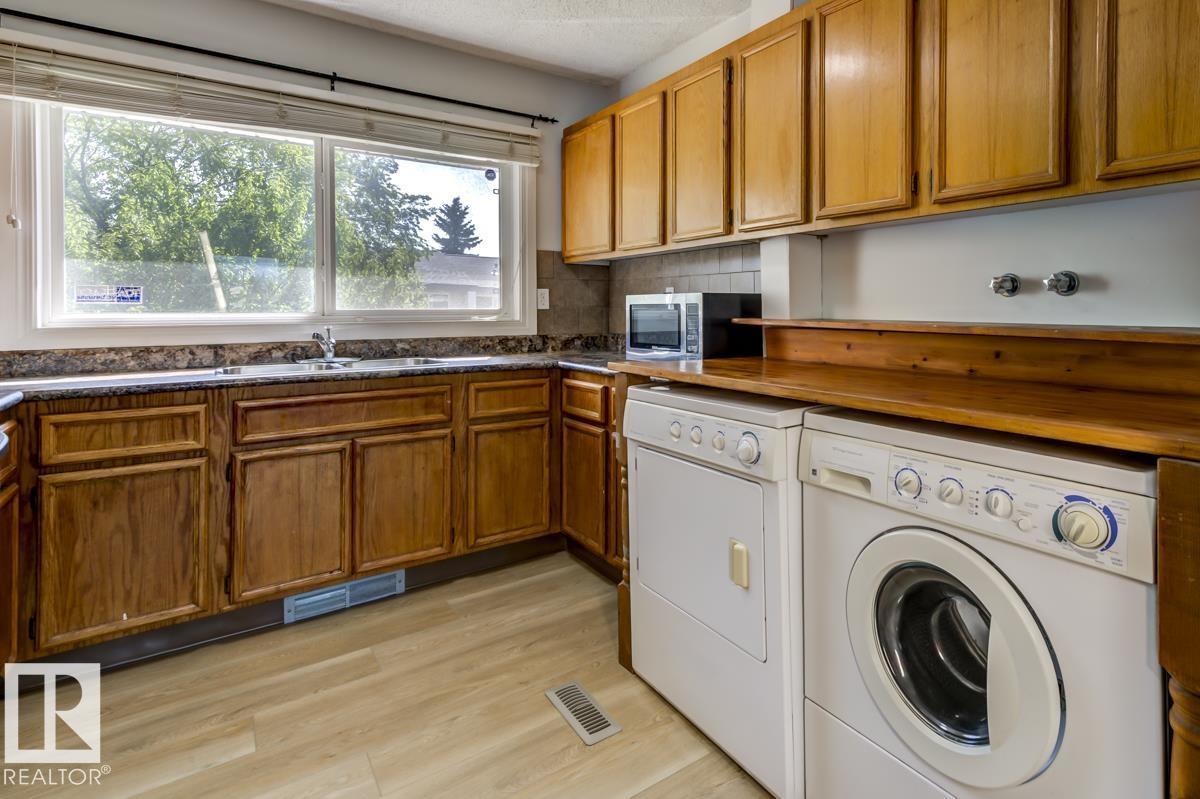 Photo 26 of 62 6220 172 St Nw, Edmonton AB
