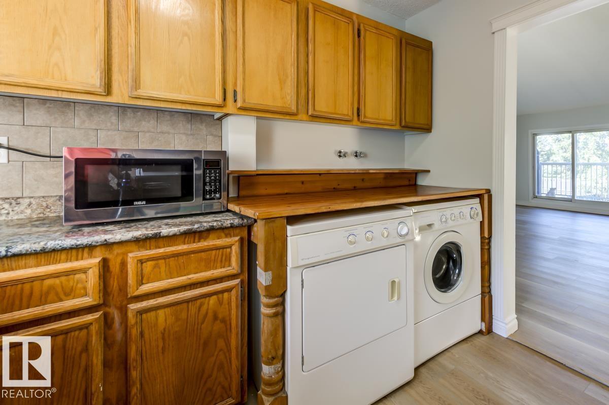 Photo 12 of 62 6220 172 St Nw, Edmonton AB