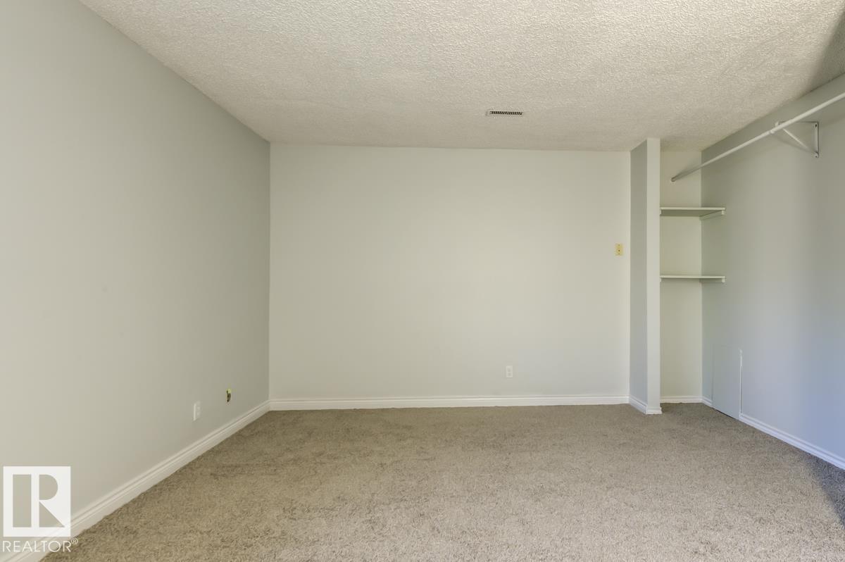 Photo 40 of 62 6220 172 St Nw, Edmonton AB