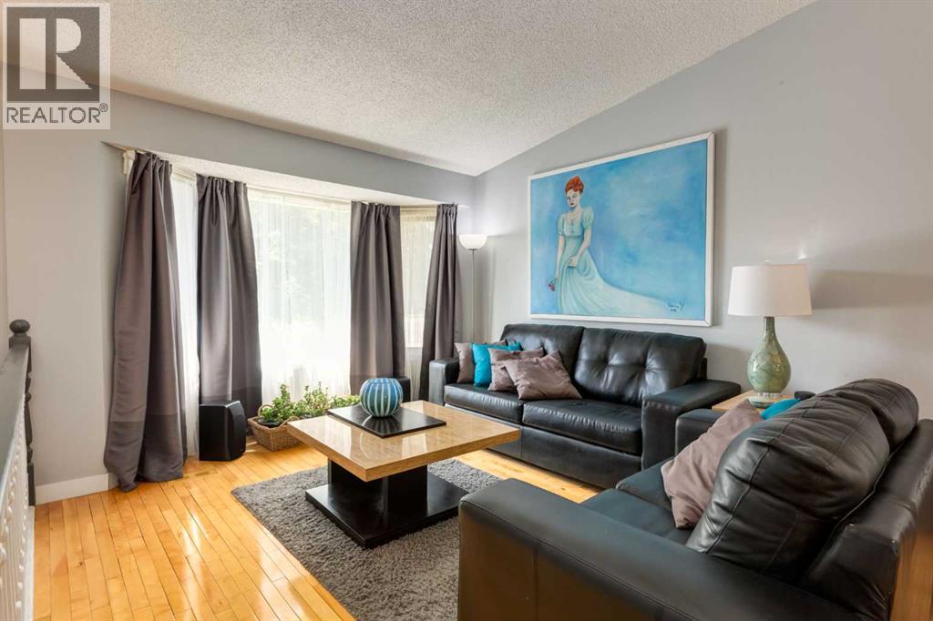 Single Family House for Sale in  Millrise Drive SW Millrise Calgary 