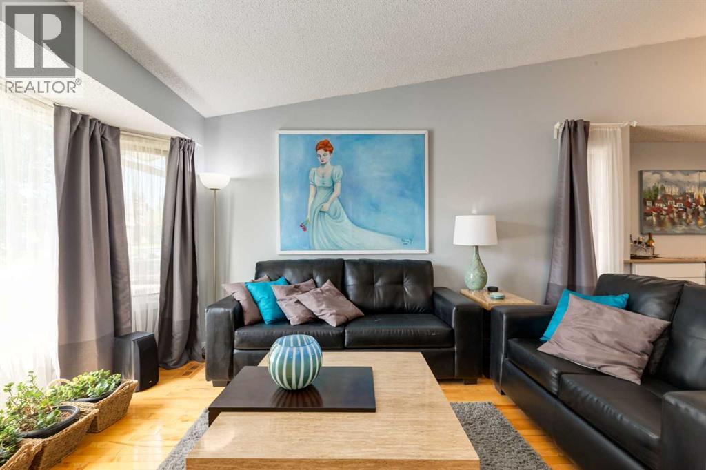 Single Family House for Sale in  Millrise Drive SW Millrise Calgary 