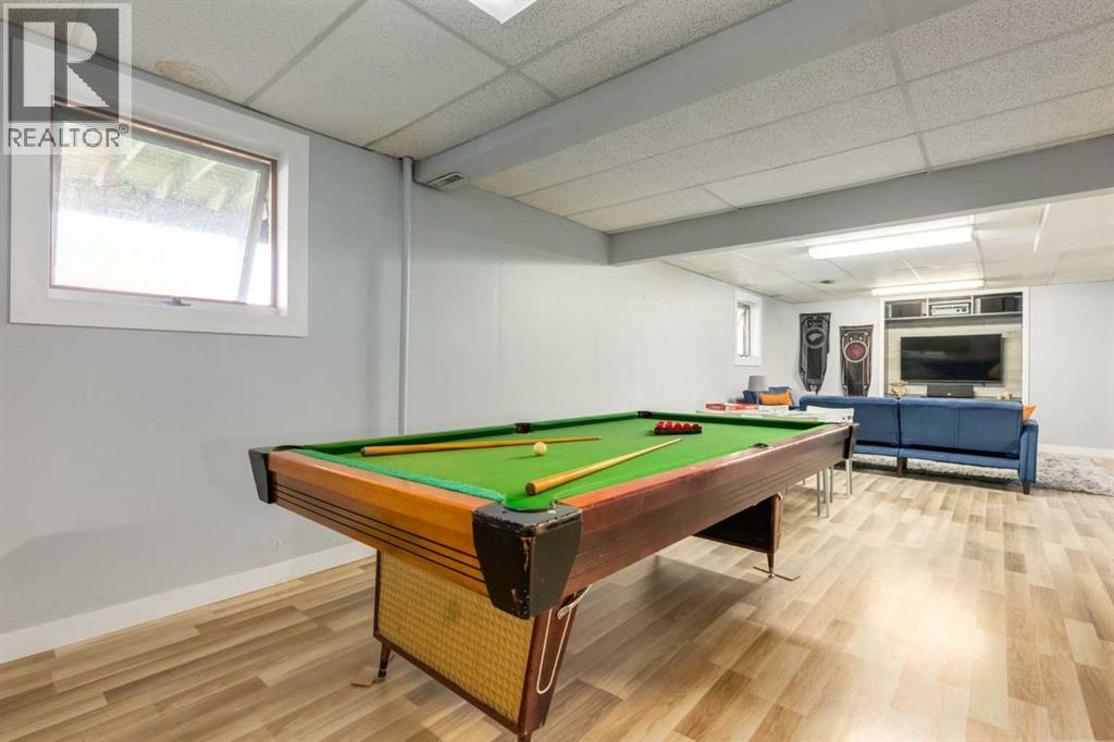 Single Family House for Sale in  Millrise Drive SW Millrise Calgary 
