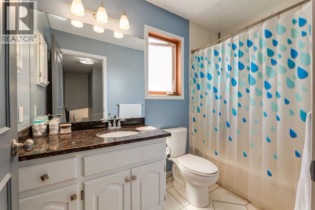 Single Family House for Sale in  Millrise Drive SW Millrise Calgary 