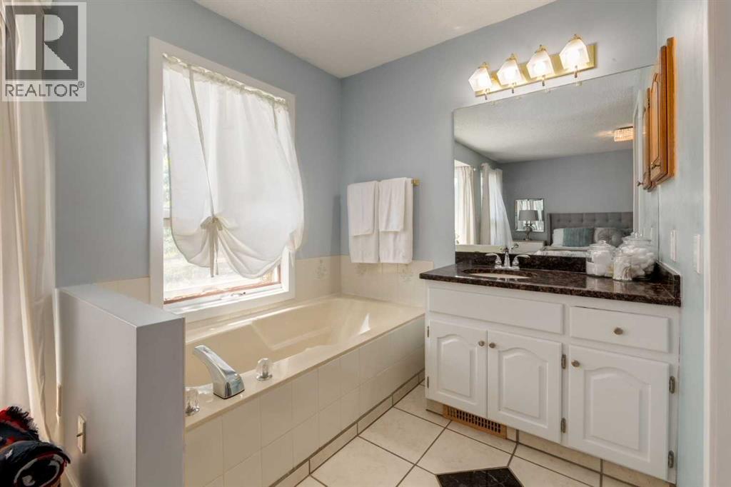 Single Family House for Sale in  Millrise Drive SW Millrise Calgary 