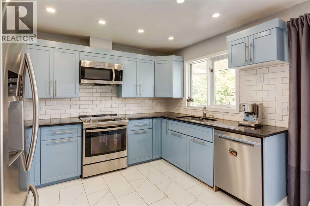 Single Family House for Sale in  Millrise Drive SW Millrise Calgary 