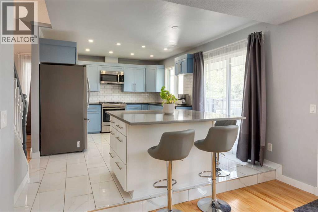 Single Family House for Sale in  Millrise Drive SW Millrise Calgary 