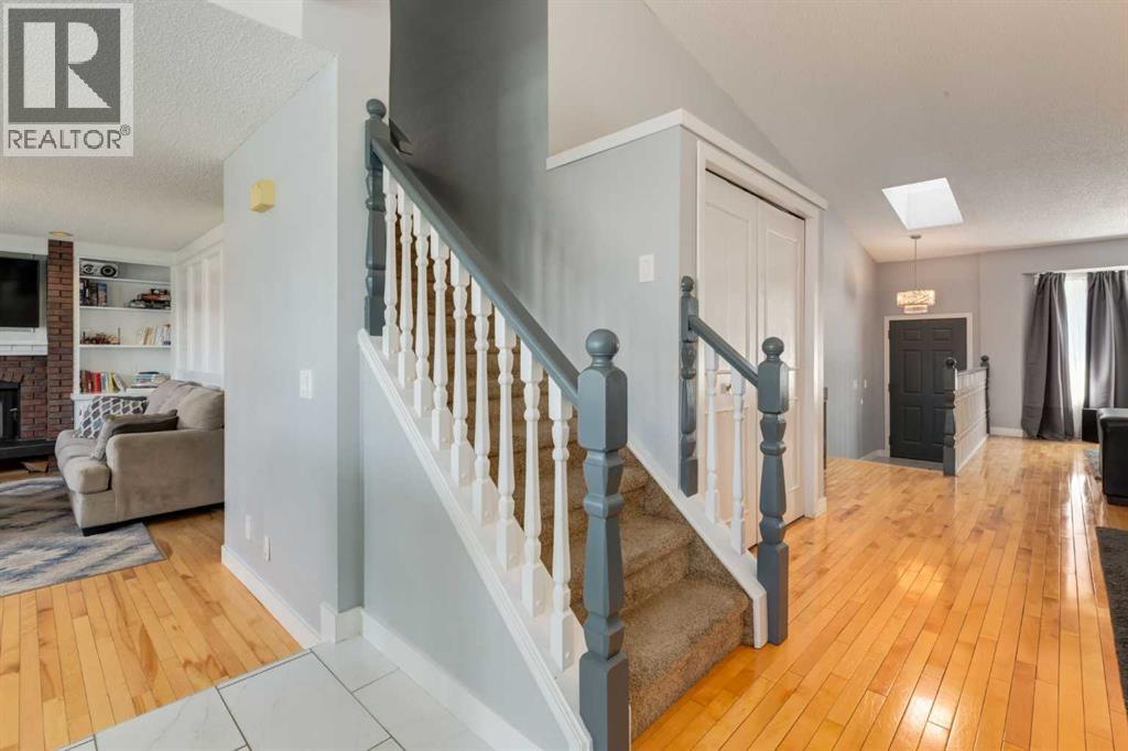 Single Family House for Sale in  Millrise Drive SW Millrise Calgary 