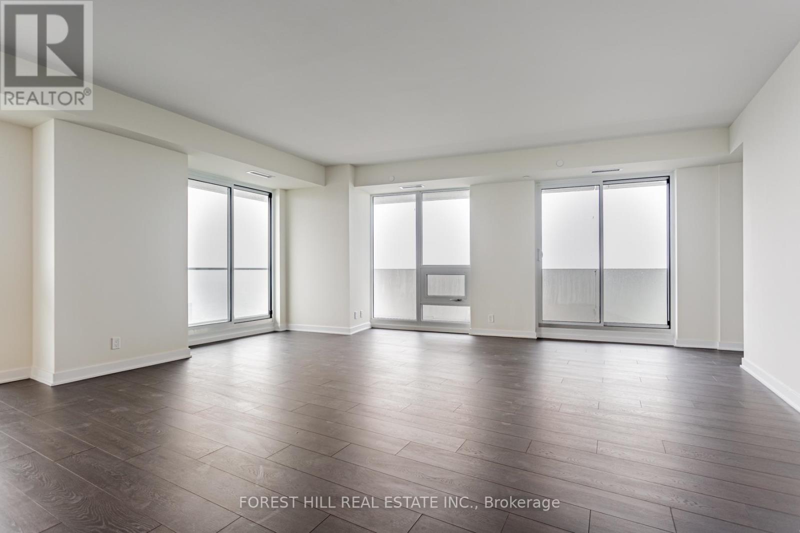 Photo 5 of 5701 2221 Yonge Street, Toronto ON