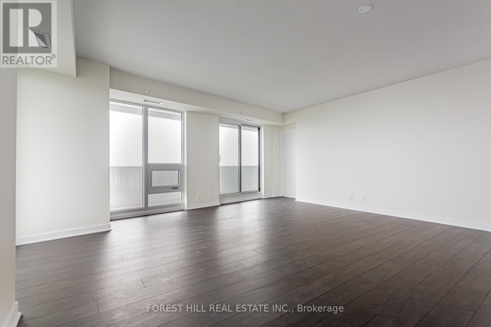 Photo 6 of 5701 2221 Yonge Street, Toronto ON