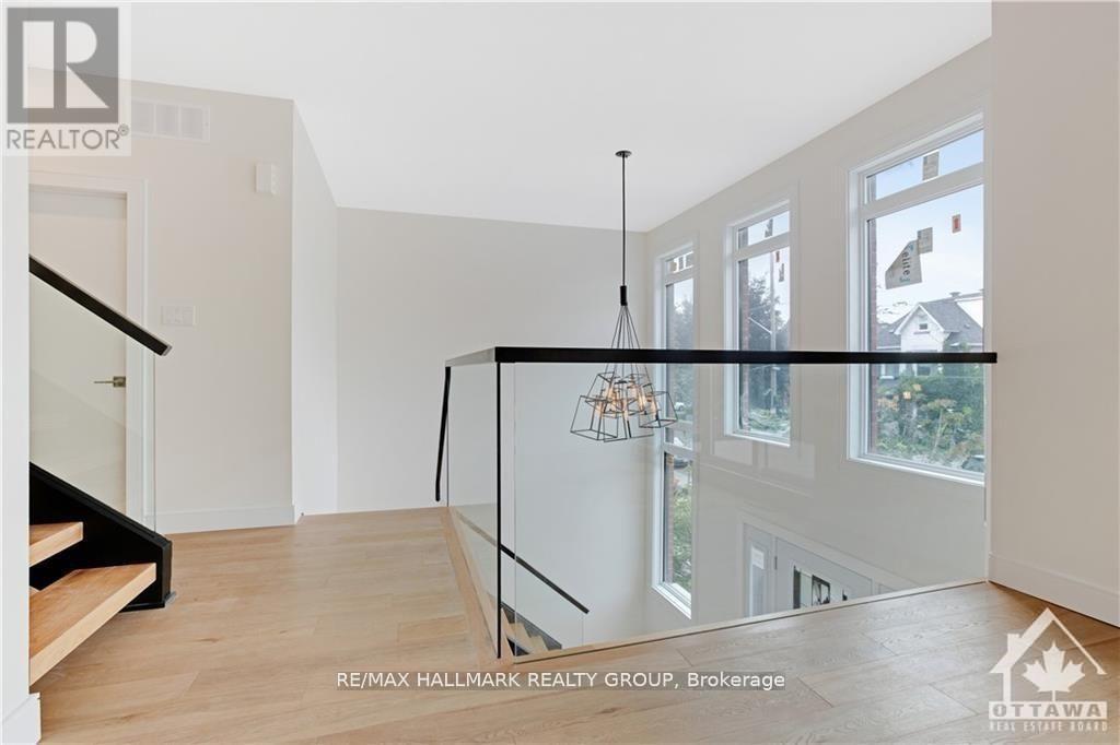 Photo 7 of 14 Thornton Avenue, Ottawa ON