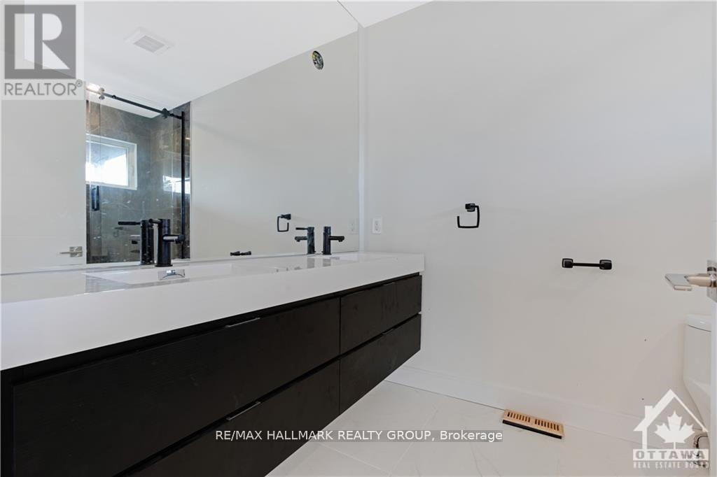 Photo 19 of 14 Thornton Avenue, Ottawa ON