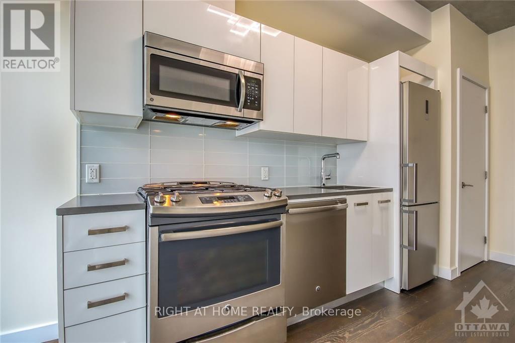 Photo 6 of 1109 224 Lyon Street N, Ottawa ON
