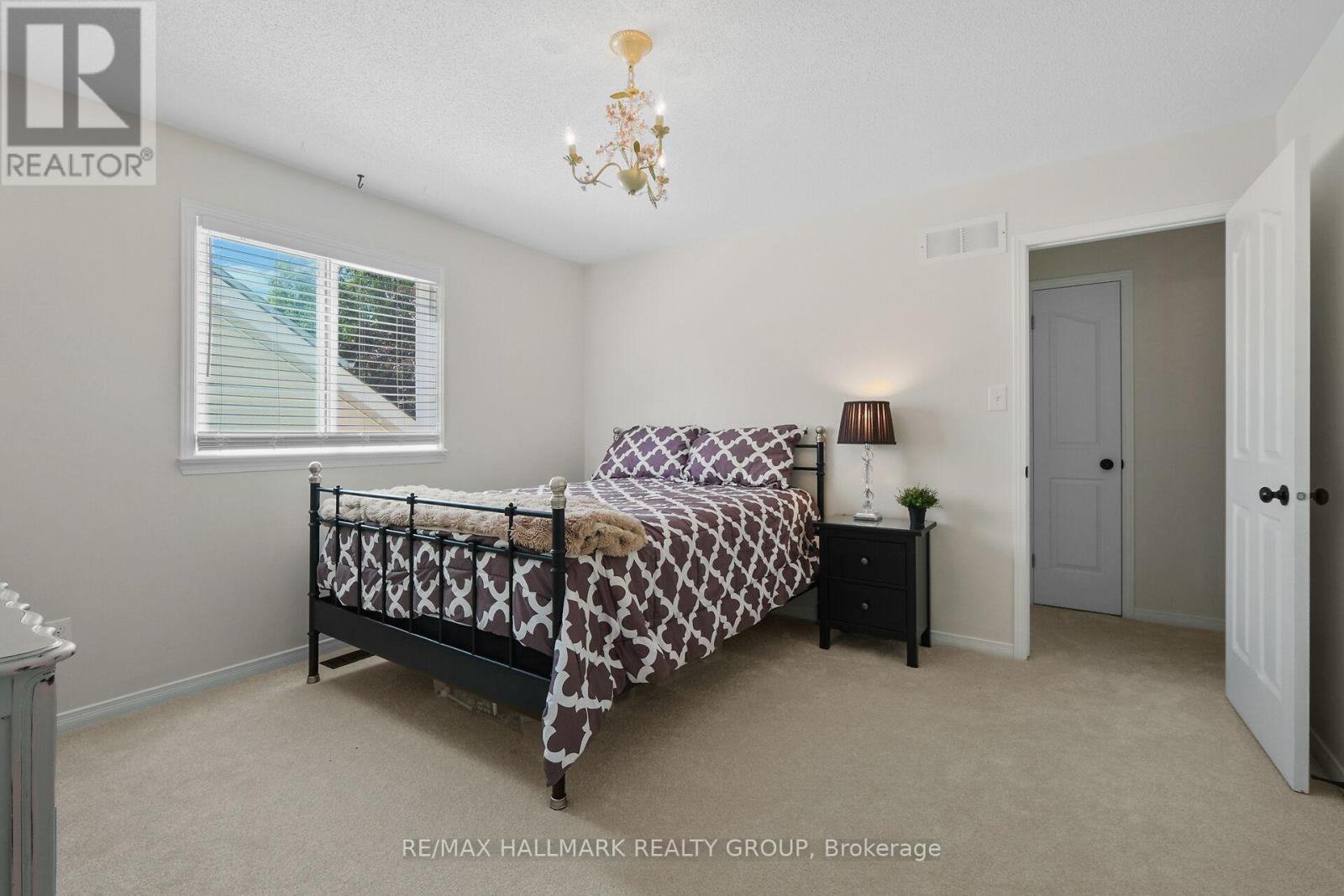 Photo 30 of 31 Kyle Avenue, Ottawa ON