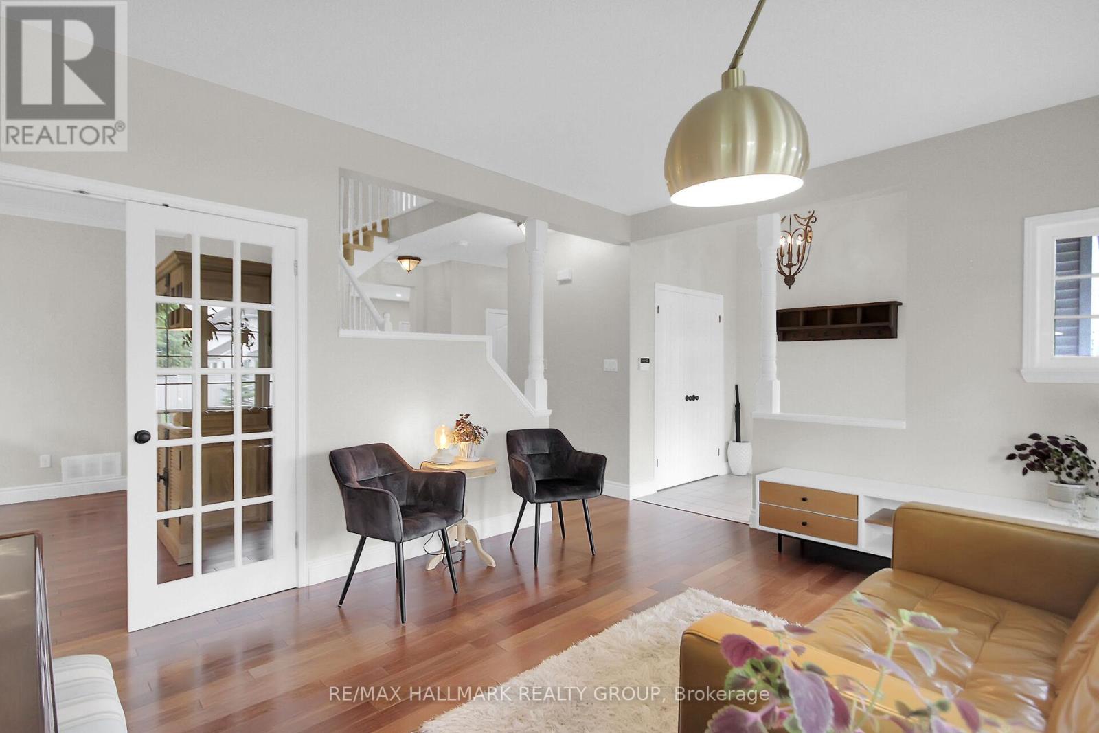 Photo 9 of 31 Kyle Avenue, Ottawa ON