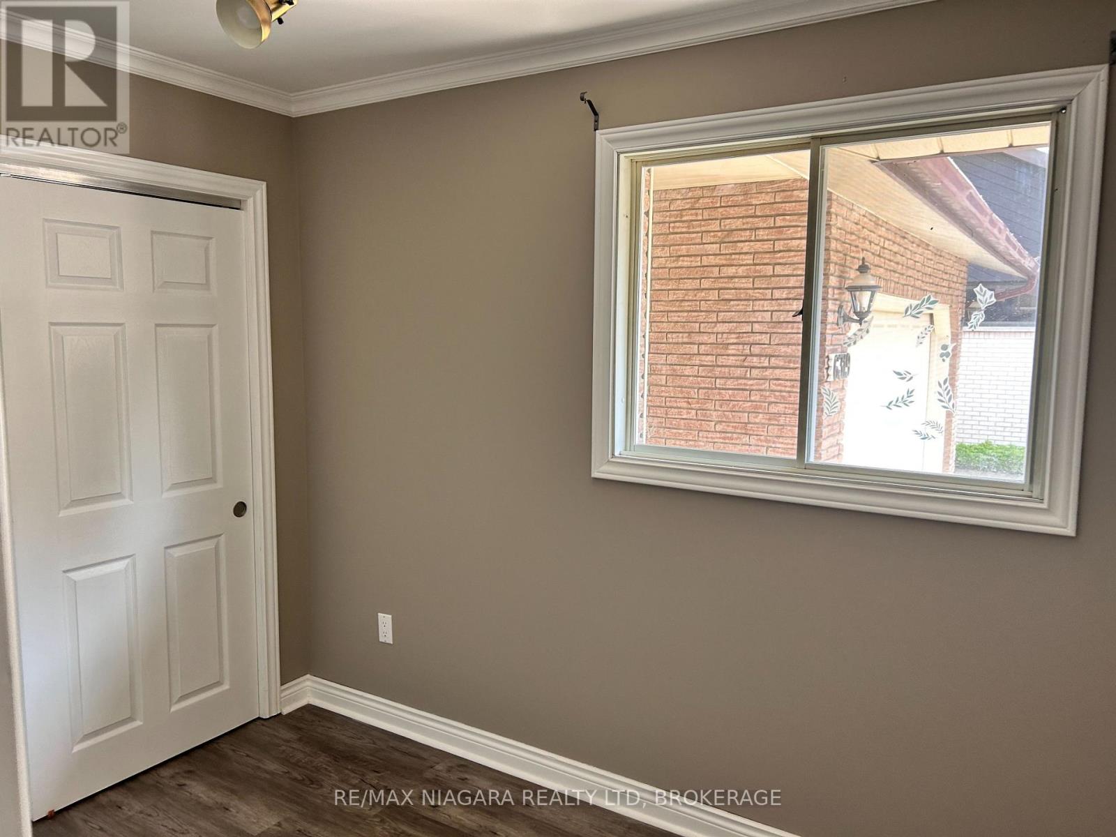 Photo 1 of 6319 Jupiter Boulevard, Niagara Falls ON