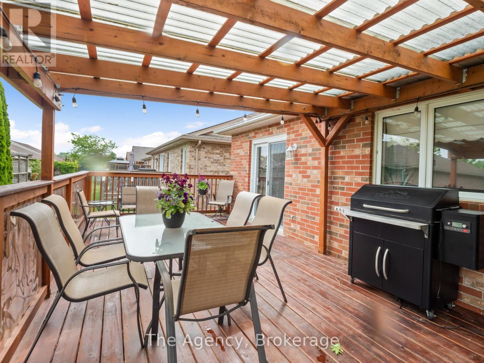 Photo 28 of 3919 Durban Lane, Lincoln ON