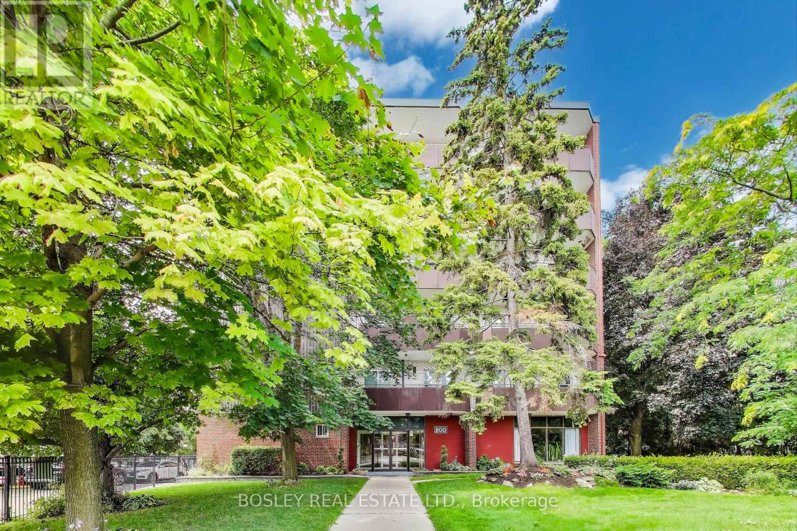 Photo 1 of 304 800 Kennedy Road, Toronto ON
