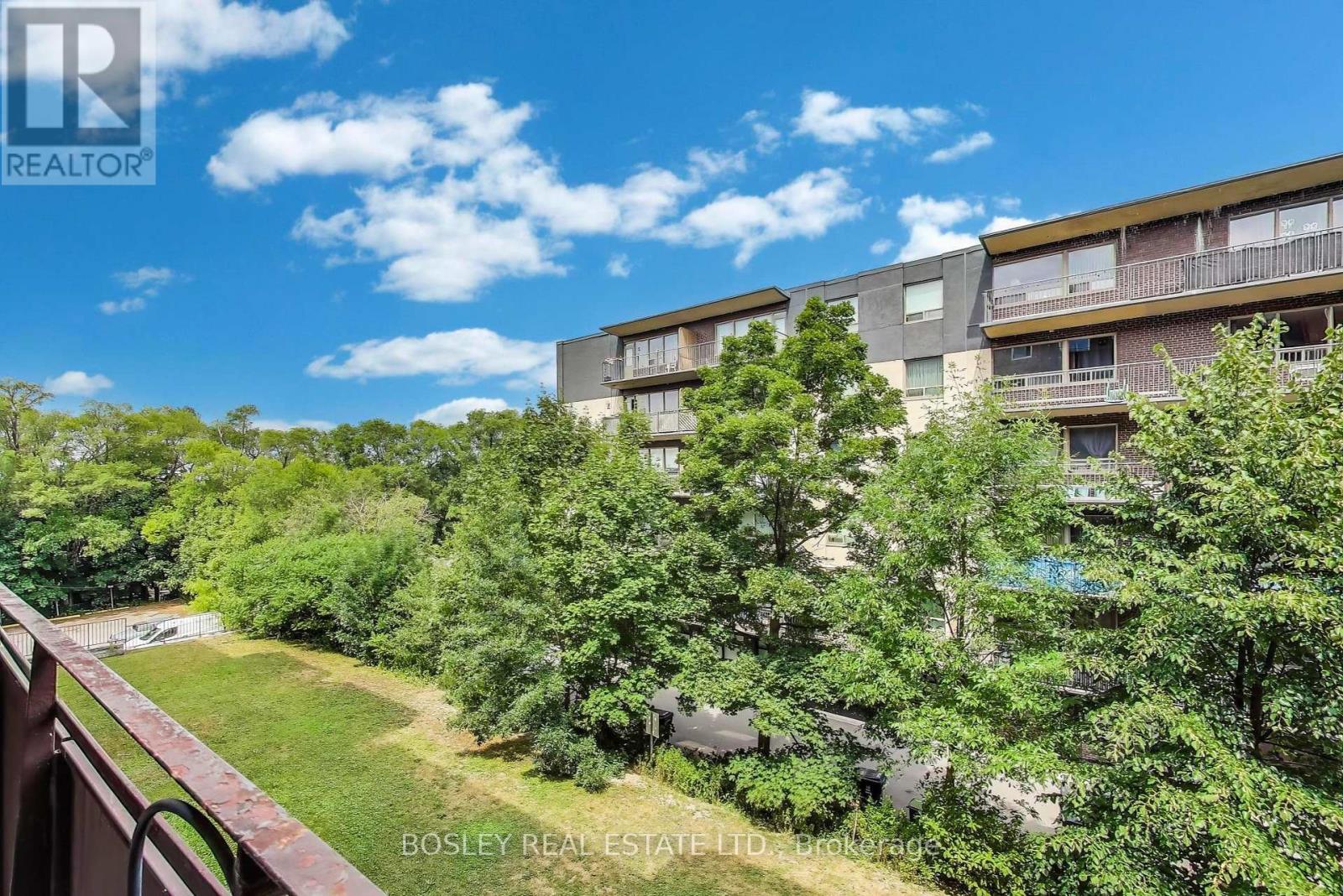 Photo 18 of 304 800 Kennedy Road, Toronto ON